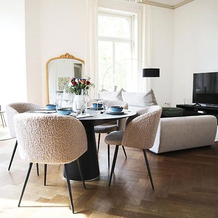 Palais Passy~Design Suite Mit Ausblick Im Zentrum Wiesbaden Exterior photo